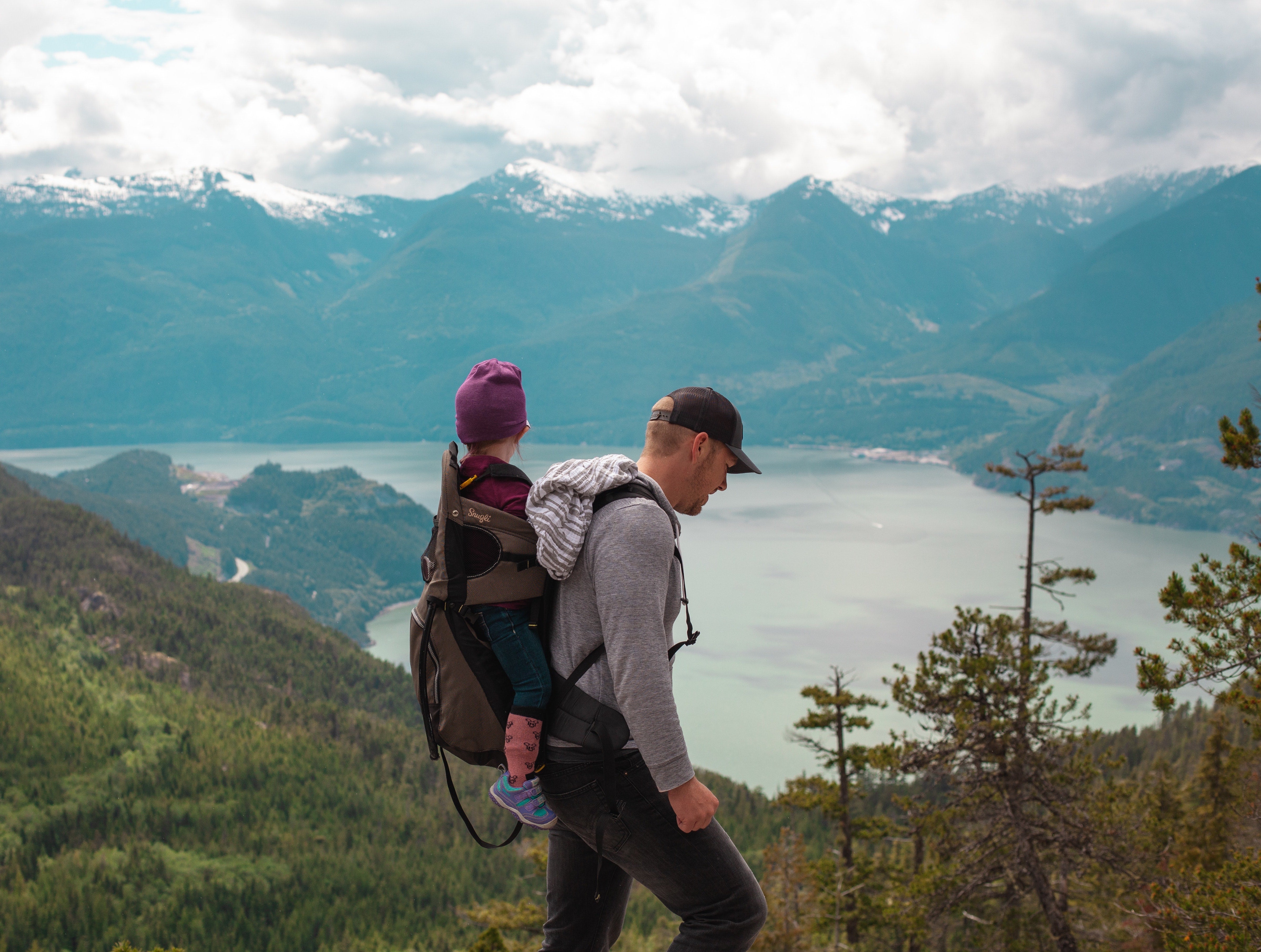 Spoil Dad this Father's Day with Our Calming Cloud Forest Candle